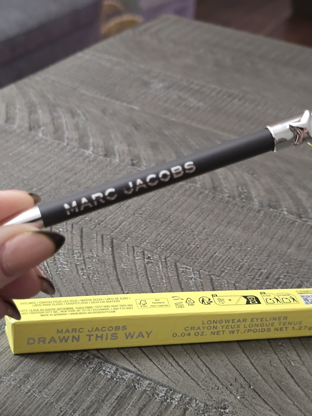 Marc Jacobs Drawn This Way Longwear Eyeliner Pencil - Black - Picture 2 of 7